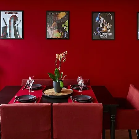 別荘 Unique A Saint-omer Cinema & Themes