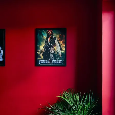 別荘 Unique A Saint-omer Cinema & Themes